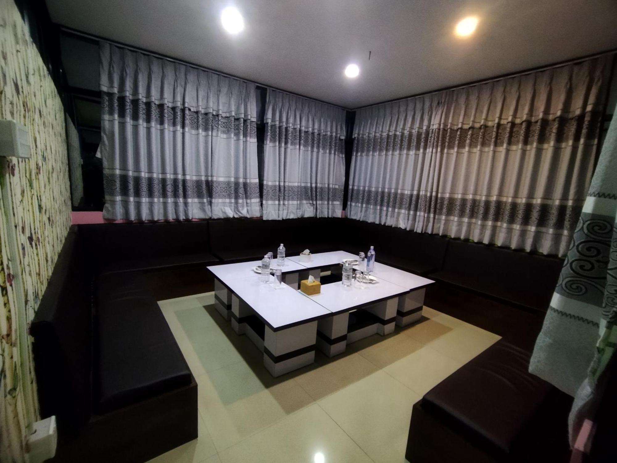 Chareli Resort Nagarkot Exterior photo